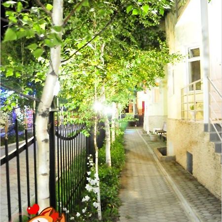 Hotel Gostinyi Dvor Bosteri Εξωτερικό φωτογραφία