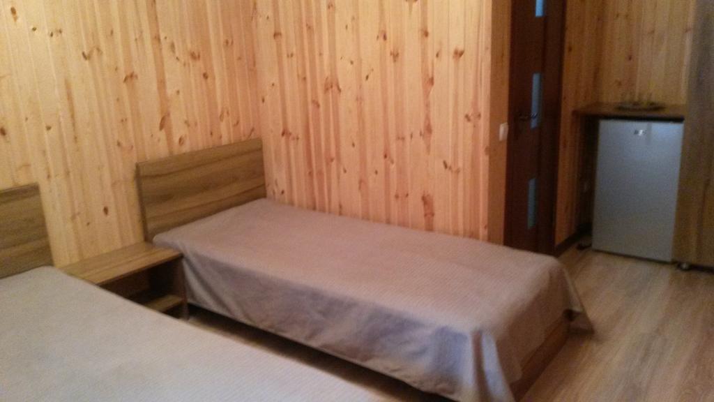 Hotel Gostinyi Dvor Bosteri Εξωτερικό φωτογραφία